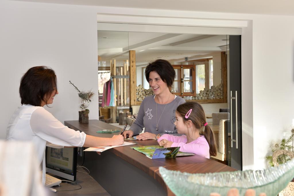 Pension Waldkristall Фрауэнау Экстерьер фото